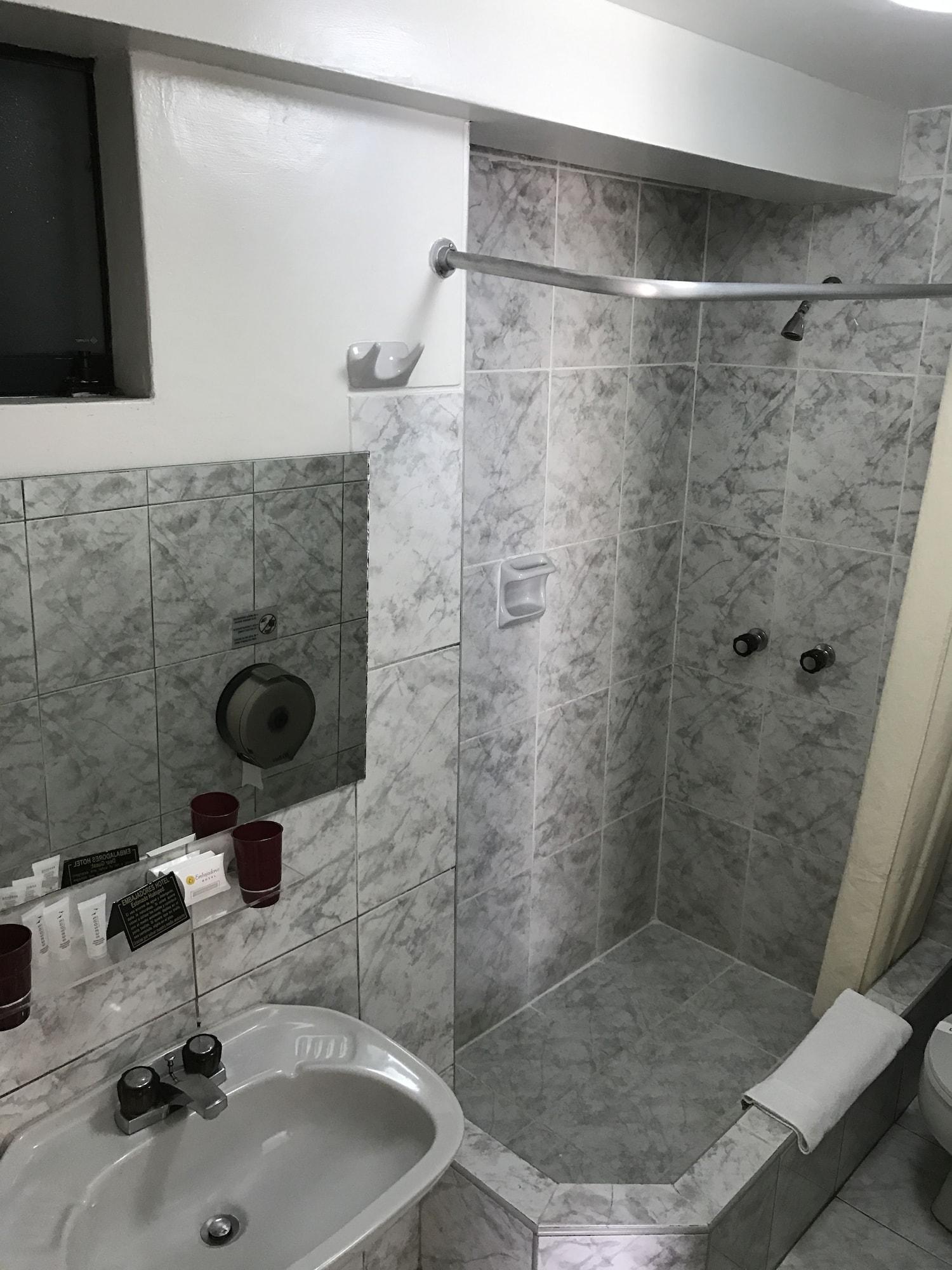 Embajadores Hotel Lima Zewnętrze zdjęcie
