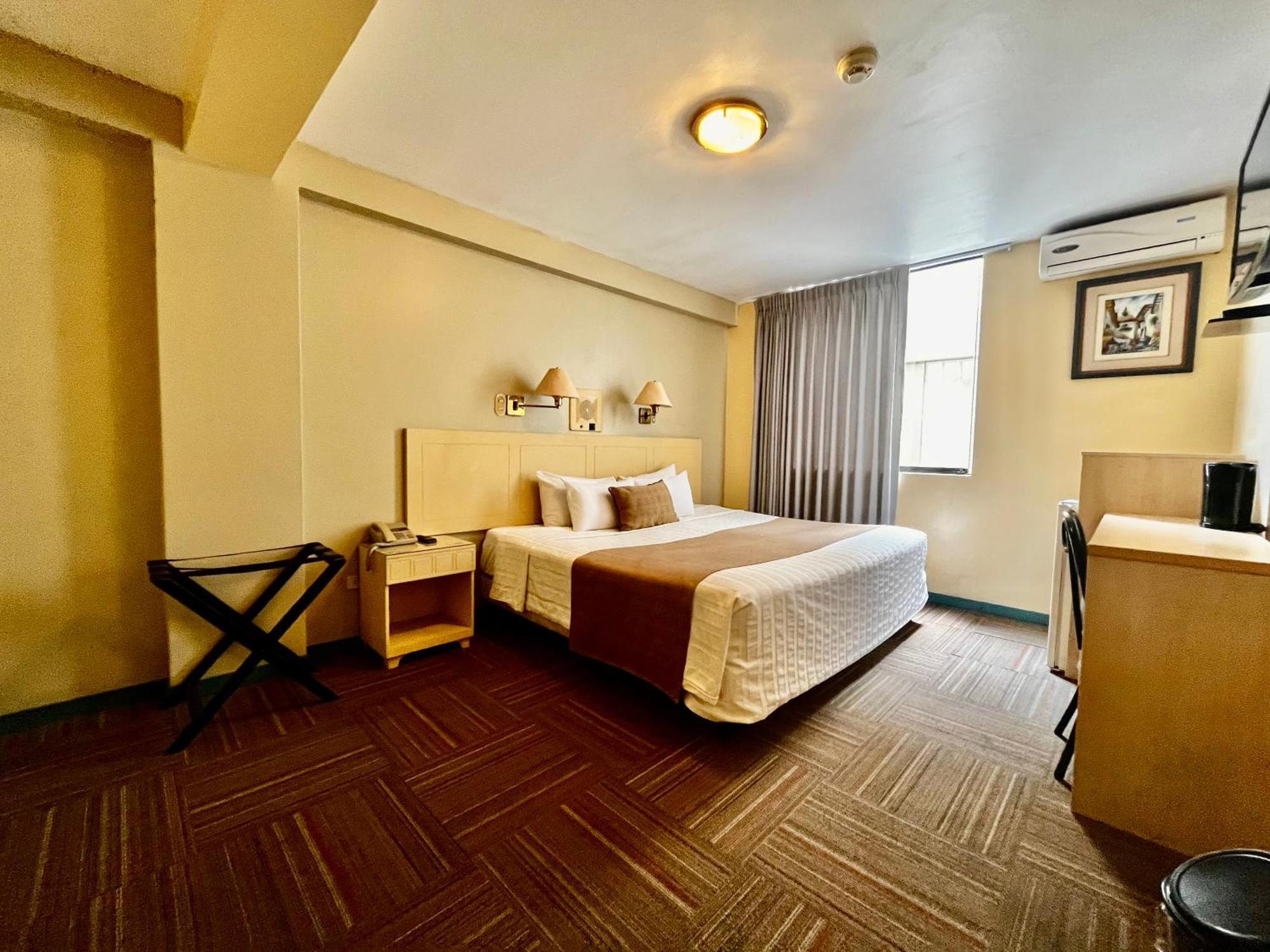Embajadores Hotel Lima Zewnętrze zdjęcie
