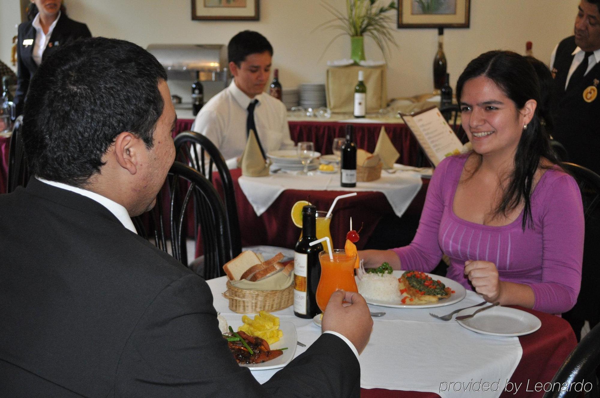 Embajadores Hotel Lima Restauracja zdjęcie